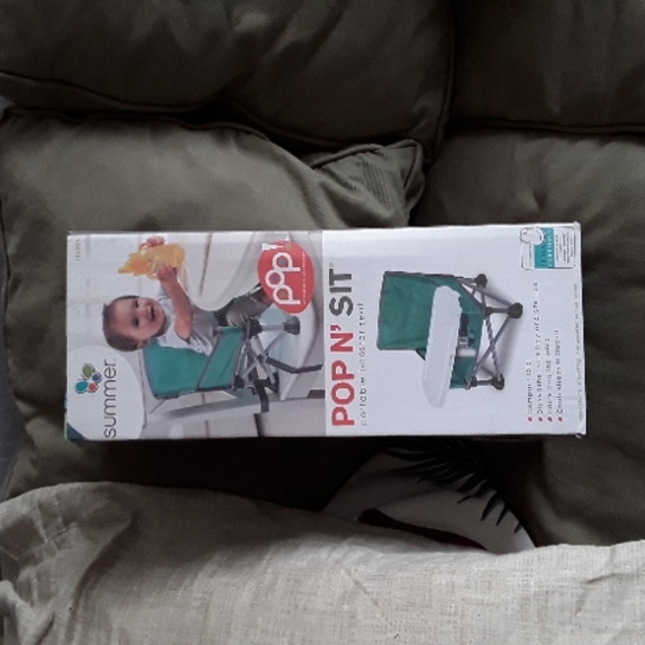 Pop n' Sit - Picture 1 of 3